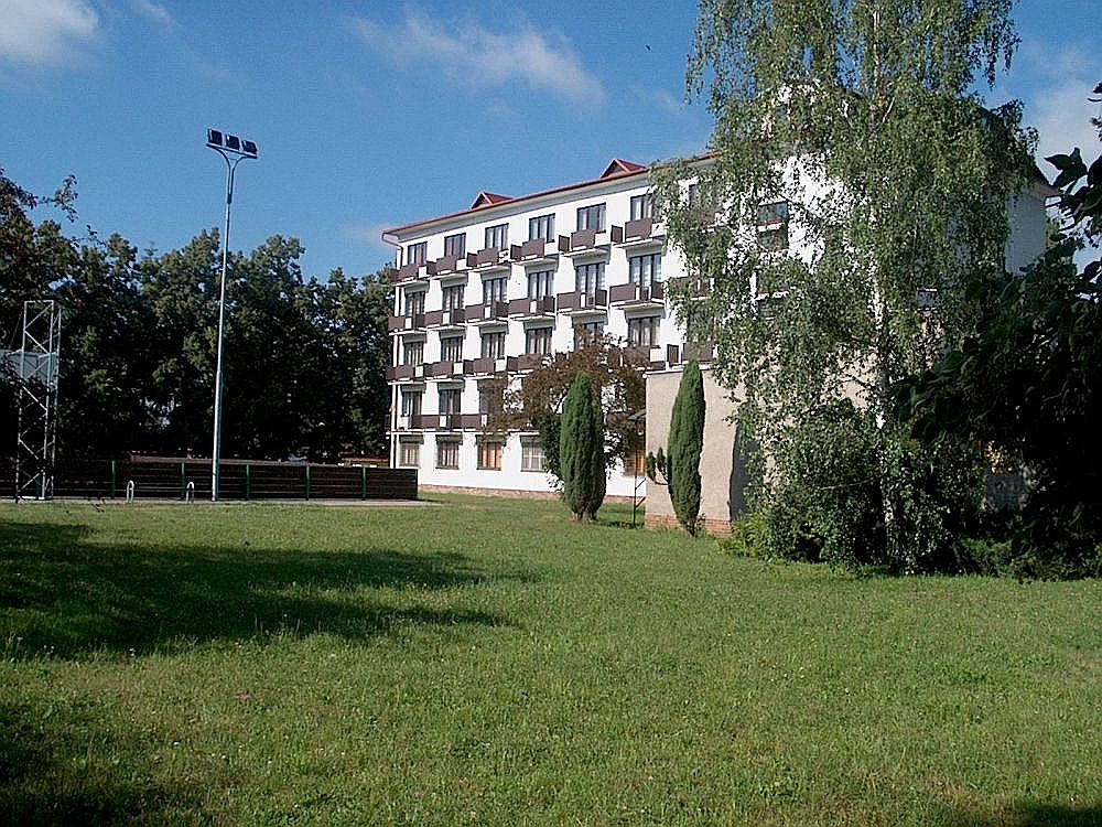 Domov mládeže